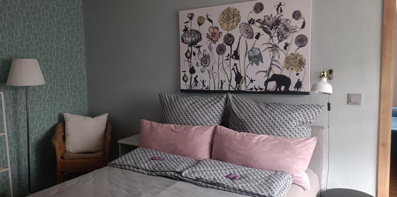 Haus Mari Apartment Niederwiesa ภายนอก รูปภาพ