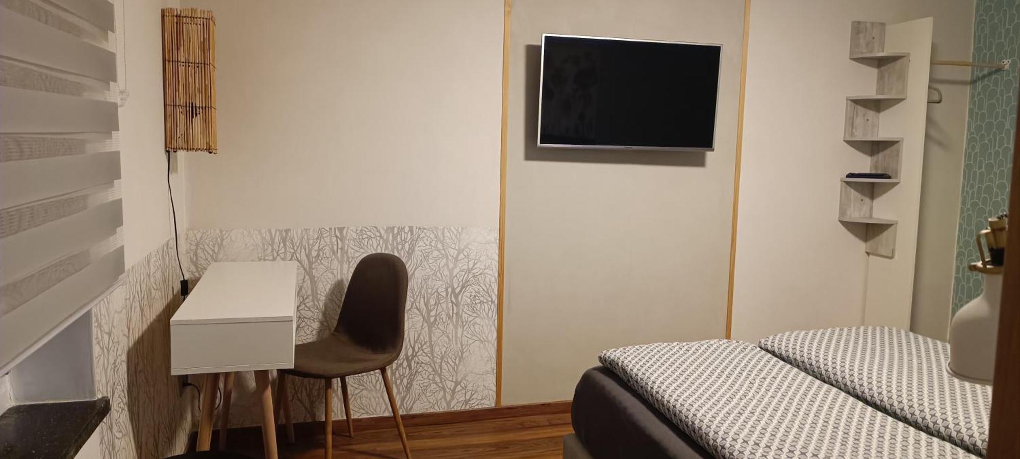 Haus Mari Apartment Niederwiesa ภายนอก รูปภาพ